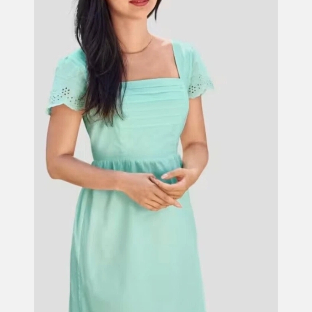 Gymboree Women's MOMMY Aqua Pintuck Eyelet Ruffle Smocked Back Knee Length Dress